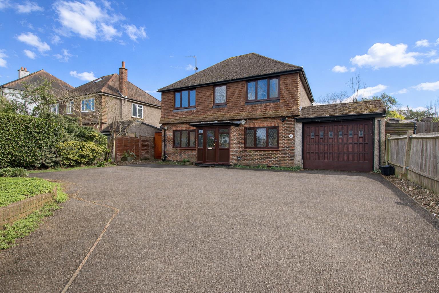 4 bed property in Stanley Park Road, Wallington